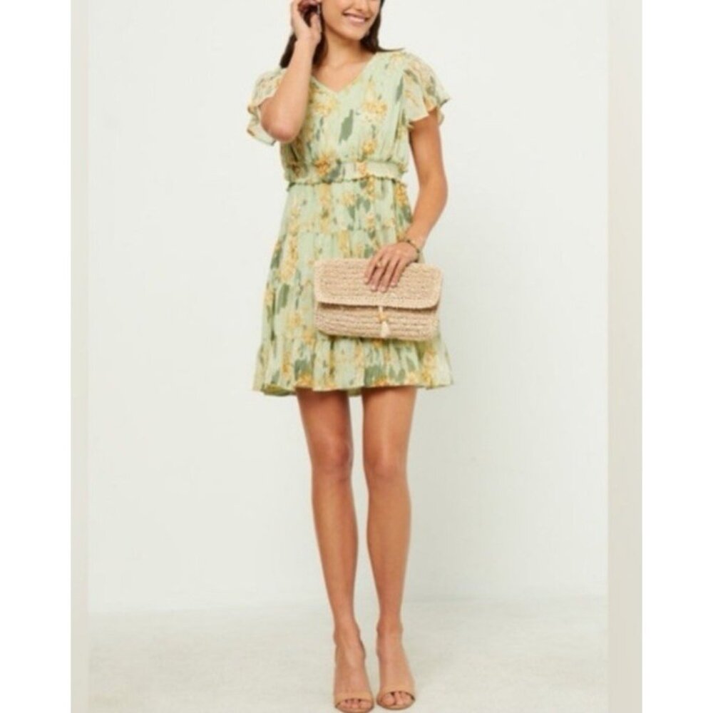 Hayden LA Dress 1XL 1 X XL Blouson Green Floral Smocked Washable Tiered Flowy